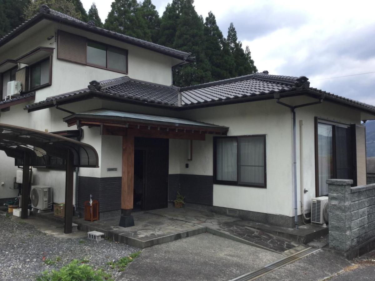 湯布院月灯り Hotel Yufu Exterior foto